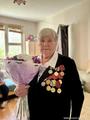 Во Фрунзенском районе бывшую узницу концлагеря поздравили с 95-летним юбилеем и 80-ой годовщиной Великой Победы.