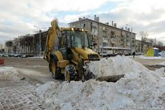 ДОРОГУ ЗАВАЛИЛО СНЕГОМ: КУДА ЗВОНИТЬ, ЕСЛИ НУЖНА ПОМОЩЬ?