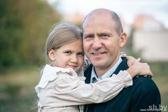 Н. Павлюченко: "Роль отца в семье становится все более многогранной" Поздравление Министра труда и социальной защиты с Днем отца Н. Павлюченко: "Роль отца в семье становится все более многогранной" Поздравление Министра труда и социальной защиты с Днем отца