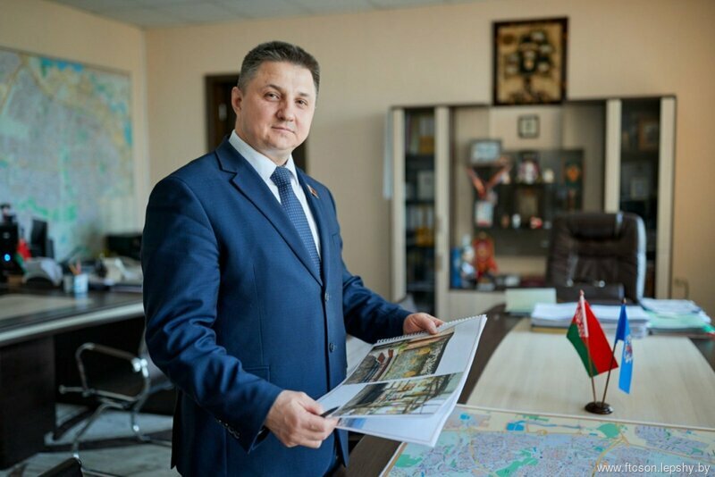 Поздравление главы администрации Фрунзенского района города Минска С.А.Шкруднева с наступающих Новым 2025 годом и Рождеством Христовым Поздравление главы администрации Фрунзенского района города Минска С.А.Шкруднева с наступающих Новым 2025 годом и Рождеством Христовым
